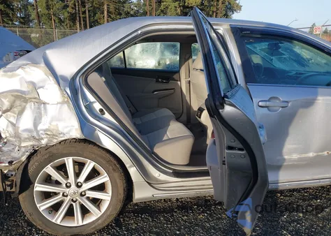 2012 Toyota Camry Xle z USA, uszkodzony, nr VIN 4T4BF1FK9CR187968